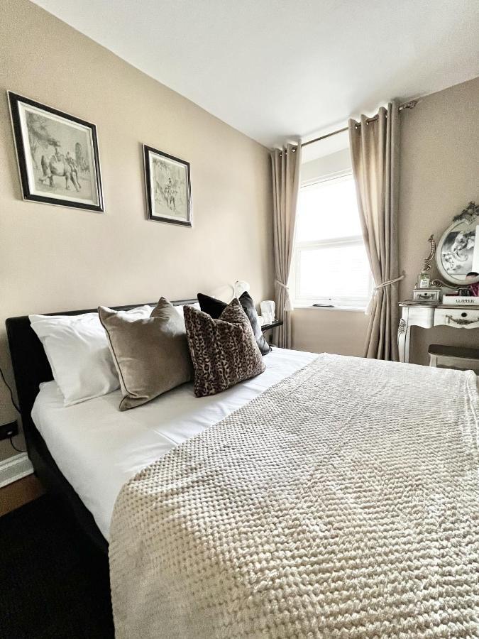 Devon House Guest House Пейнтон Экстерьер фото