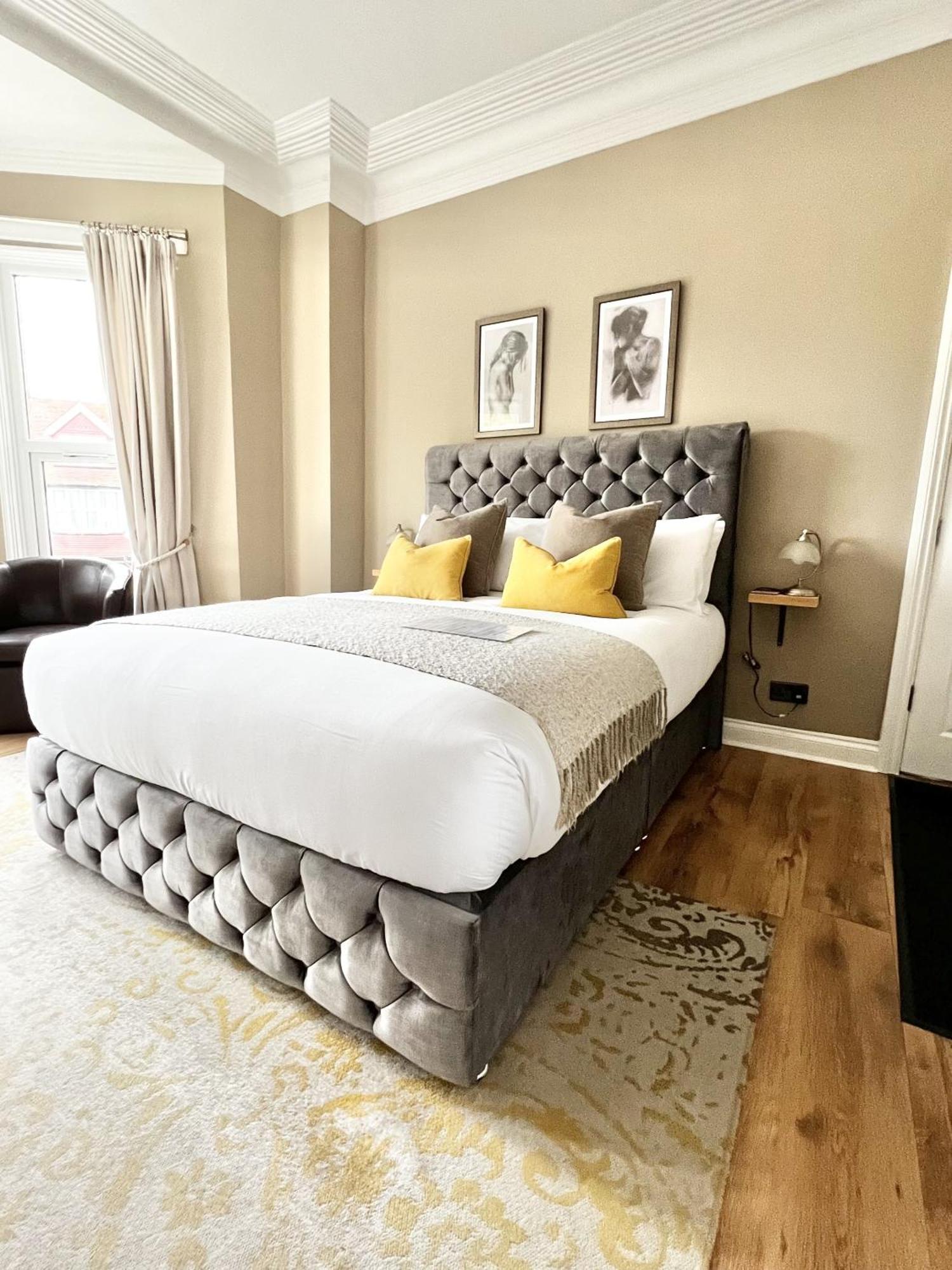 Devon House Guest House Пейнтон Экстерьер фото