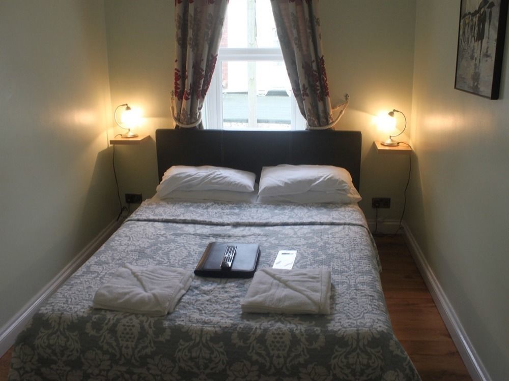 Devon House Guest House Пейнтон Экстерьер фото